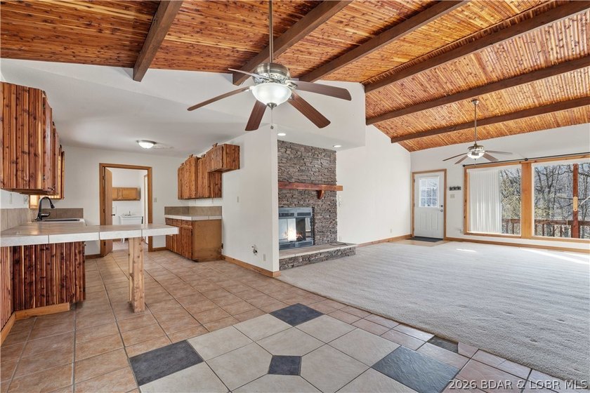 BRAND NEW ROOF!! Situated on 3/4 of an acre in a private setting - photo 7