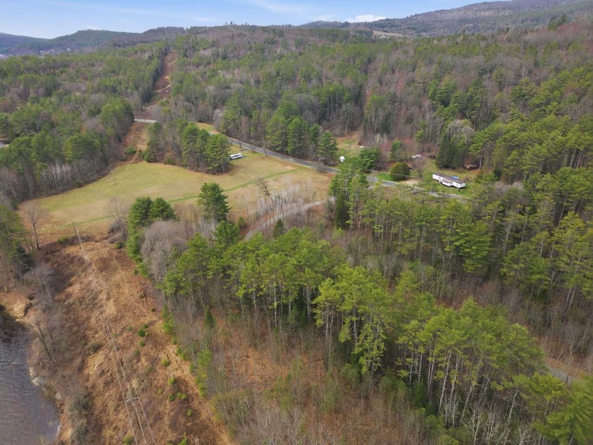 2.55 serene acres with 160 feet of Ammonoosuc River frontage, an - photo 6