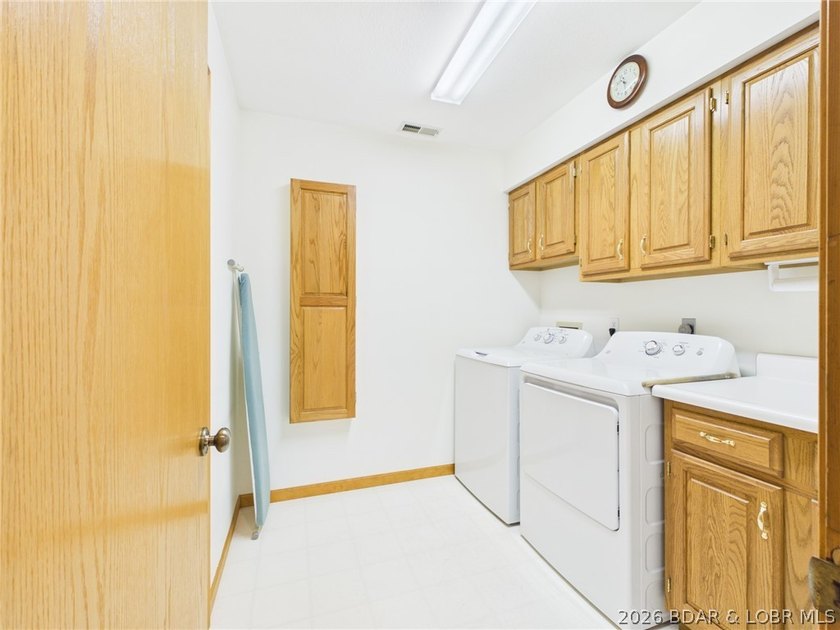 Enjoy the comfort and convenience of one-level living in this - photo 20