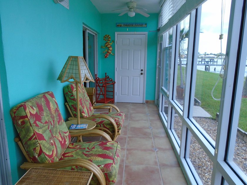 Beautiful waterfront first floor corner unit. Great water view - photo 27