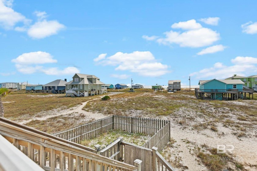Welcome to *Smiles 'n Waves*, an updated beach cottage retreat - photo 50