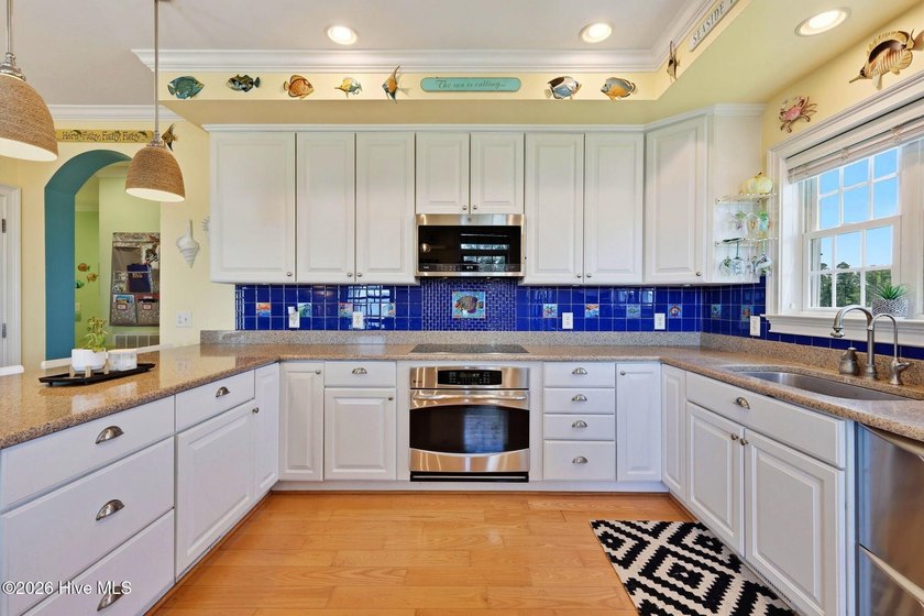 Spectacular Neuse River Waterfront Home with Elevator, Private - photo 5