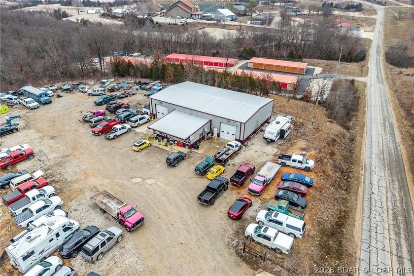 ZONED B-2 is this 24.17 acres that adjoins the Ozarks - photo 5