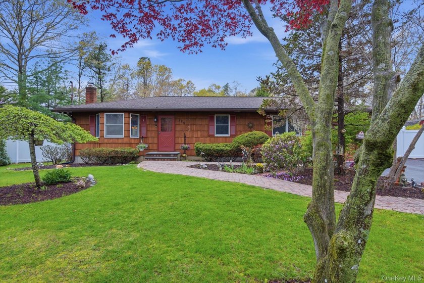 Feel the warmth of this home the moment you walk through the - photo 2