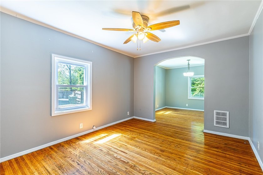 Another Rockin Rochester property; Welcome to 256 Avenue D! This - photo 10