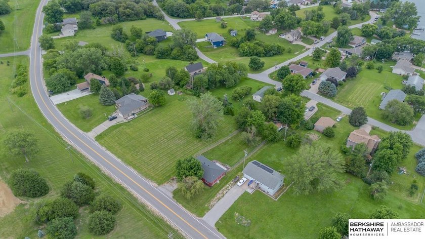 Lake life is calling your name! Come build your dream home or - photo 11