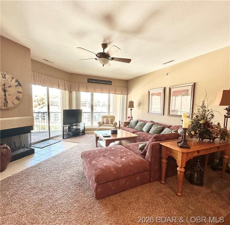 SHORT-TERM RENTALS ALLOWED! Whether you're looking for an - photo 4