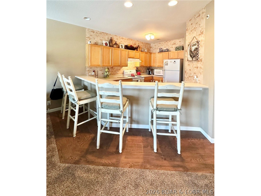 SHORT-TERM RENTALS ALLOWED! Whether you're looking for an - photo 9
