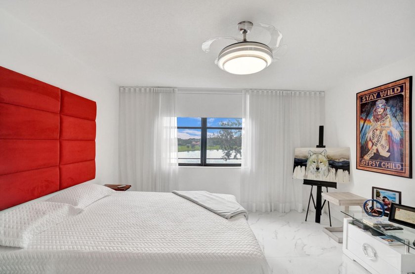 Completely renovated and move-in ready! This stunning unit has - photo 48