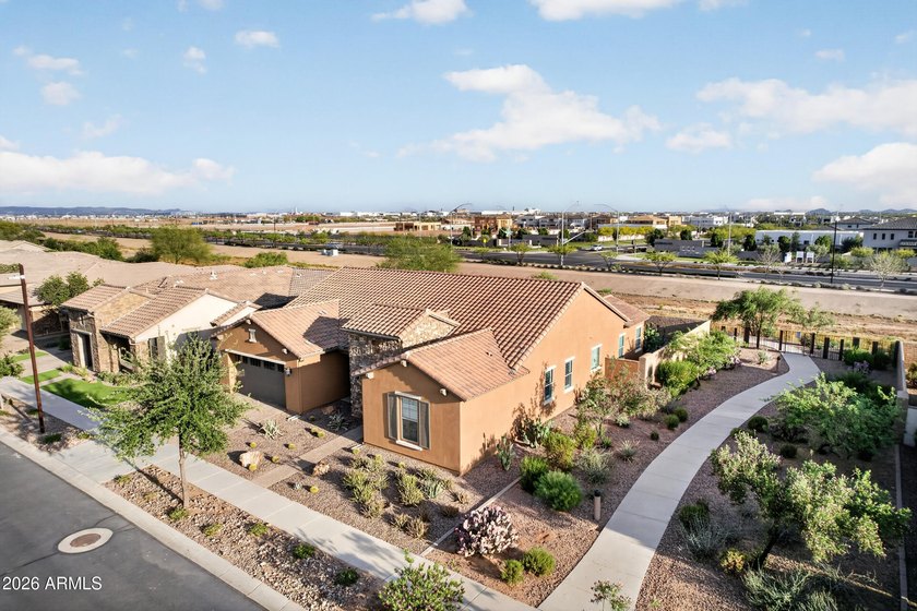 Rare privacy on an oversized homesite inside Encore, premier 55+ - photo 25