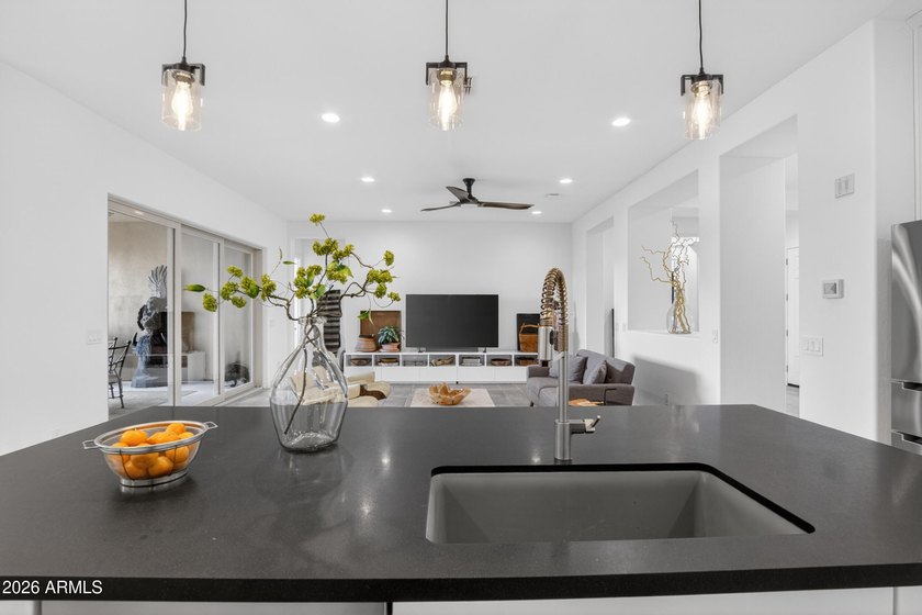 Rare privacy on an oversized homesite inside Encore, premier 55+ - photo 30