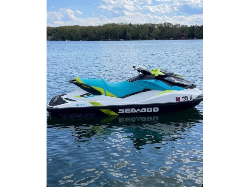Experience Northwoods lake living at its finest on one of the - photo 47