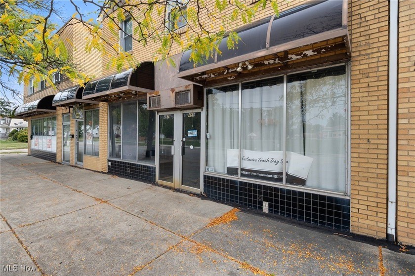 Introducing 483-493 E 260th back to market! A mixed-use - photo 6