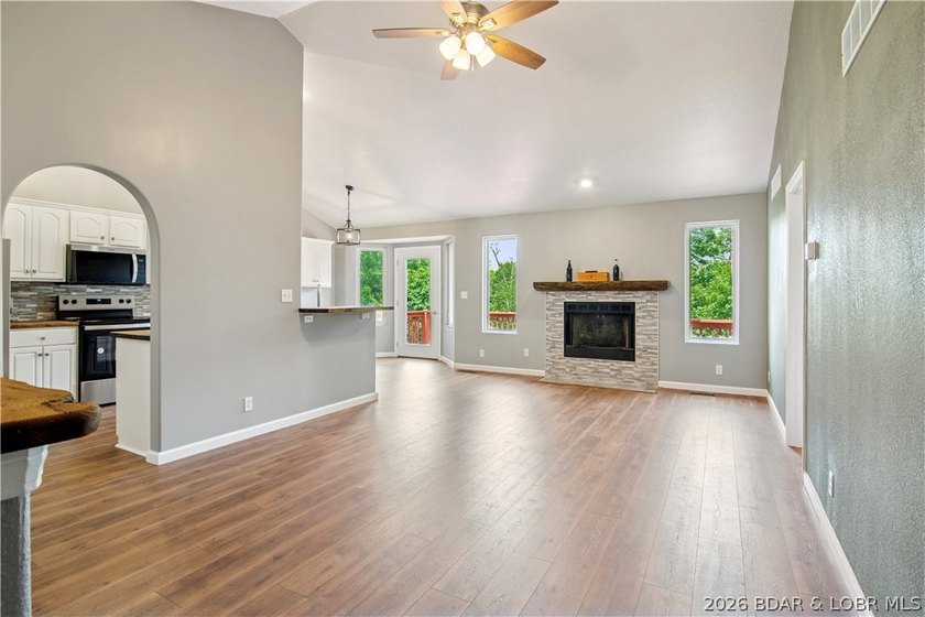 Location, space, and peace of mind - all in the heart of Osage - photo 5