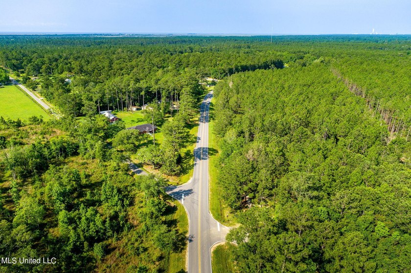 Don't miss your chance to own a unique piece of land with tons - photo 16