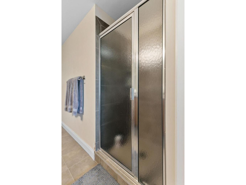 Beautiful 17th floor 2BR, 2BA Emerson floor plan available for - photo 19