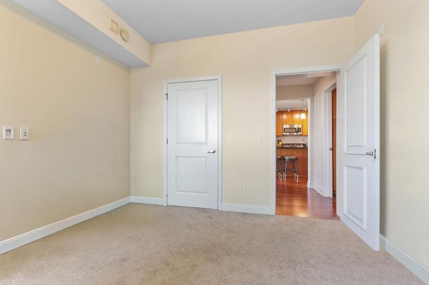 Beautiful 17th floor 2BR, 2BA Emerson floor plan available for - photo 22