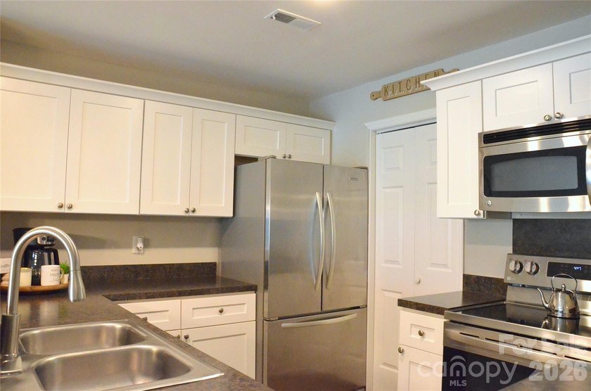 Wonderful Upgraded Condo Just For You! Enjoy a double patio - photo 4