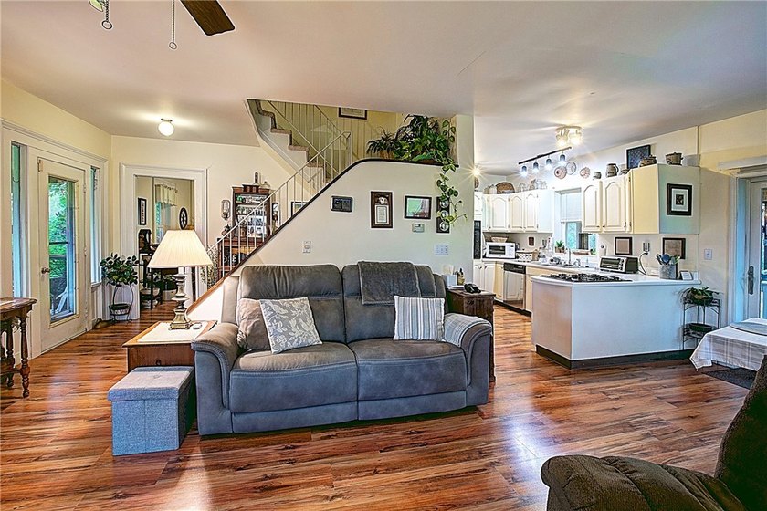 SELLER MOTIVATED!!! In the Heart of the Finger Lakes with - photo 7