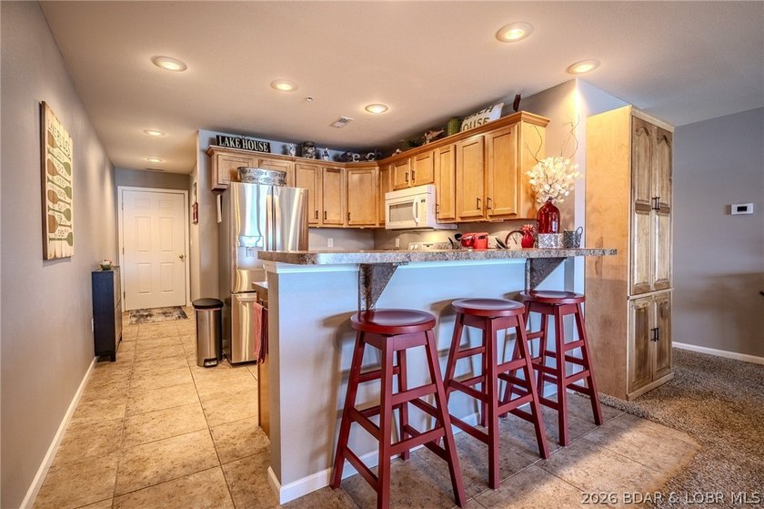 Check out this great Condo at the highly sought-after Miramar - photo 8