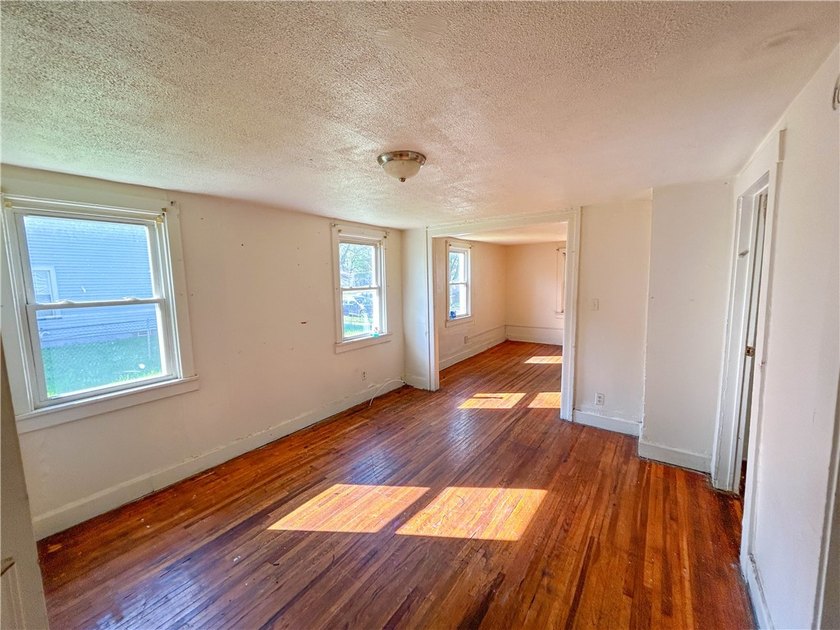 Don't miss this opportunity in a location with a ton of upside - photo 5