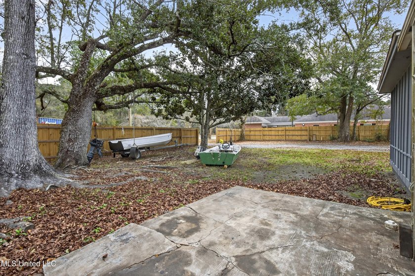 Highway 613 Road Frontage | Priced to Sell | Residential &amp; - photo 11