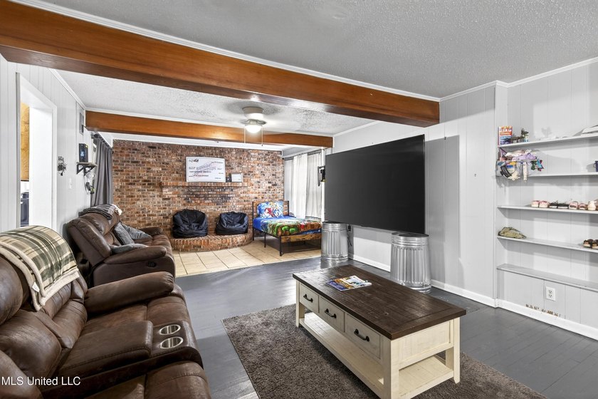Highway 613 Road Frontage | Priced to Sell | Residential &amp; - photo 16