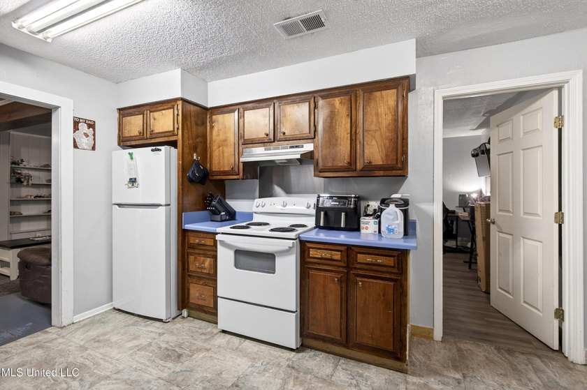 Highway 613 Road Frontage | Priced to Sell | Residential &amp; - photo 22