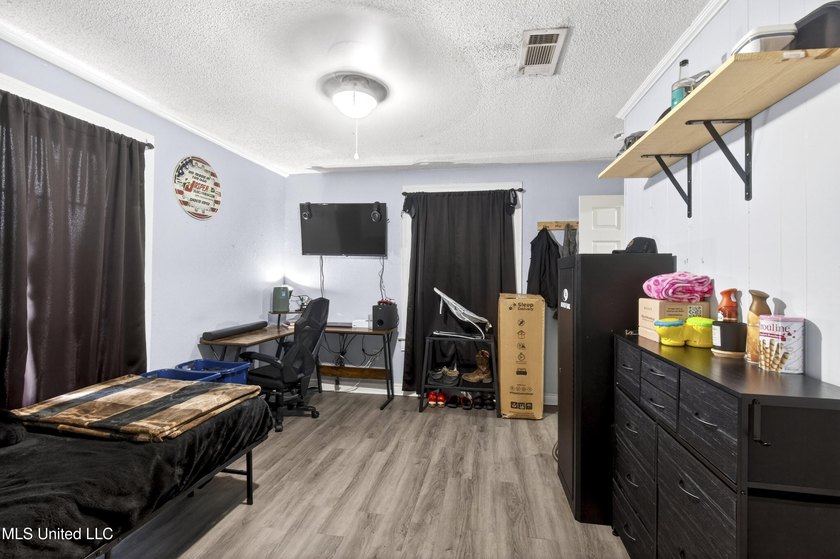 Highway 613 Road Frontage | Priced to Sell | Residential &amp; - photo 25