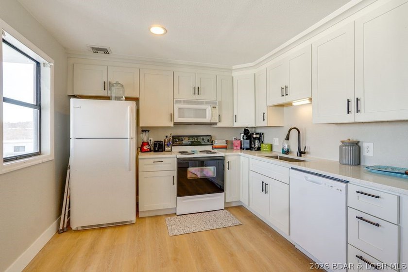 Welcome to 1103 Passover Rd Unit Q6 in Osage Beach, a - photo 6