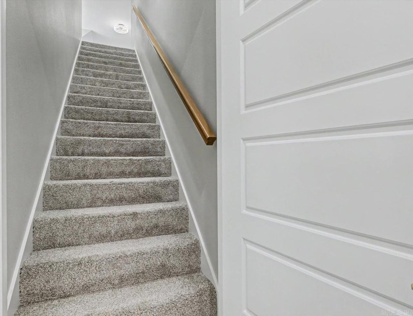 Move-in ready 4BR/3BA home in the gated Arlington Park community - photo 42