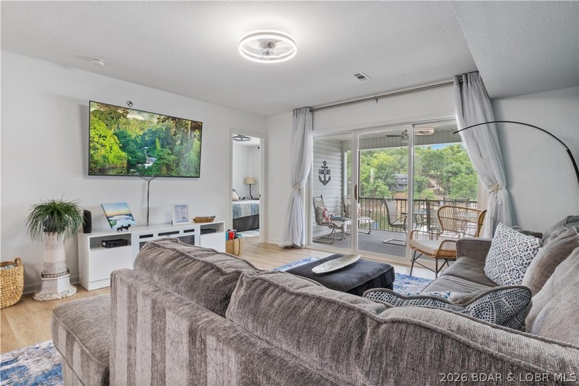 Completely renovated and move-in ready, this beautiful 2 bed, 2 - photo 10