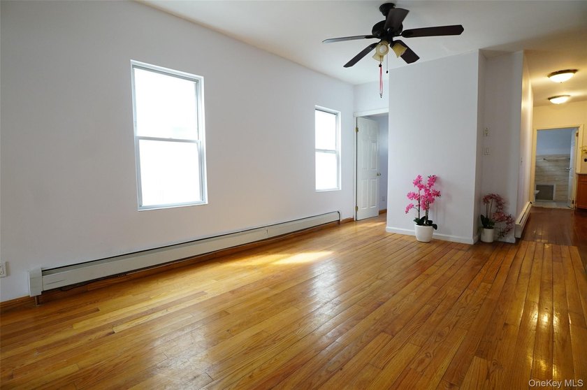 Two-family house located in Flushing, well-maintained, features - photo 4