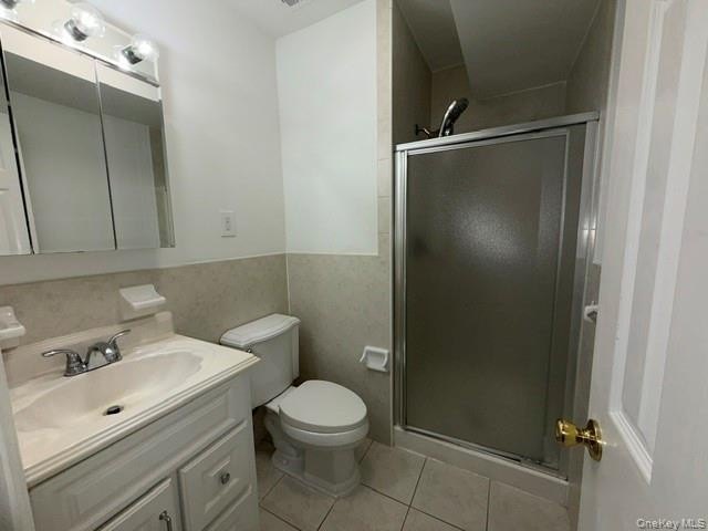 Welcome to Outlook Point Estates, where waterfront living meets - photo 17