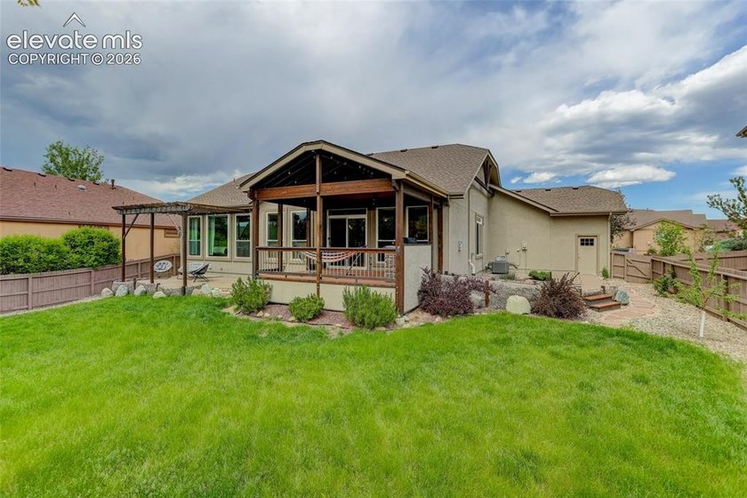 This mature 0.28-acre Pine Creek property offers a thoughtfully - photo 27