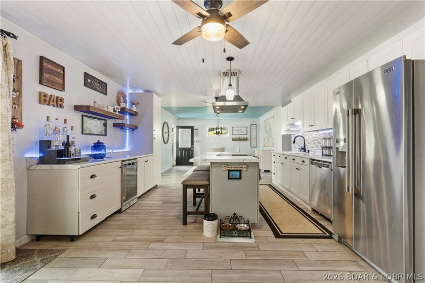 Perfectly located in the heart of Osage Beach, this beautifully - photo 11