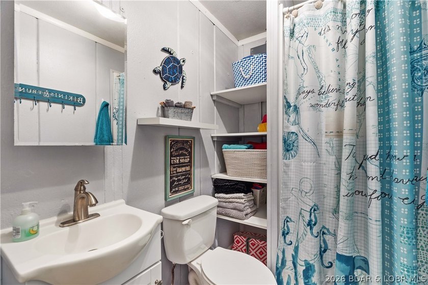 Perfectly located in the heart of Osage Beach, this beautifully - photo 24