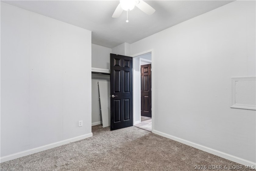 Perfectly located in the heart of Osage Beach, this beautifully - photo 25