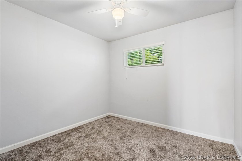 Perfectly located in the heart of Osage Beach, this beautifully - photo 26