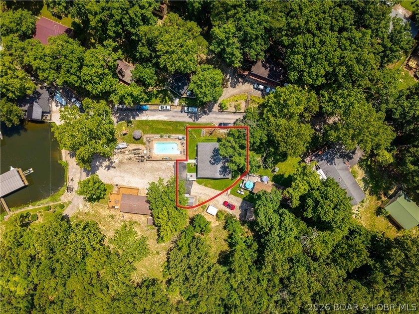 Perfectly located in the heart of Osage Beach, this beautifully - photo 34