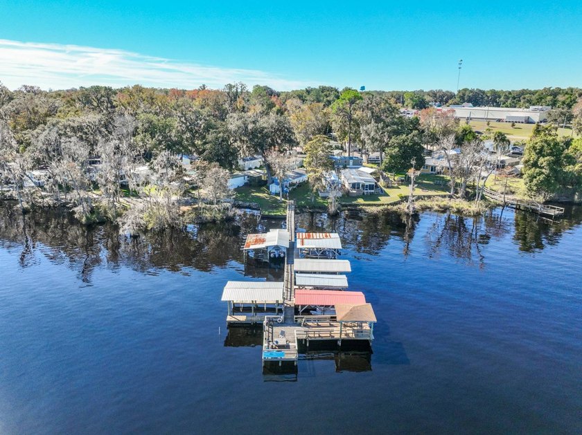 OPPORTUNITY TO OWN A NEW HOME! Escape to sunny relaxation with - photo 4