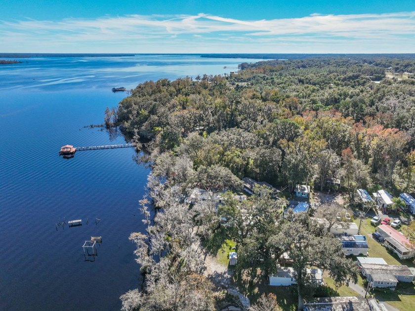 OPPORTUNITY TO OWN A NEW HOME! Escape to sunny relaxation with - photo 7