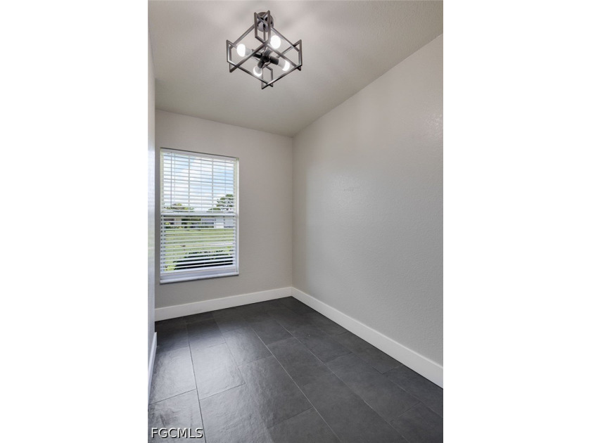 CENTRALLY LOCATED &amp; TOTALLY REMODELED! Discover the perfect - photo 22