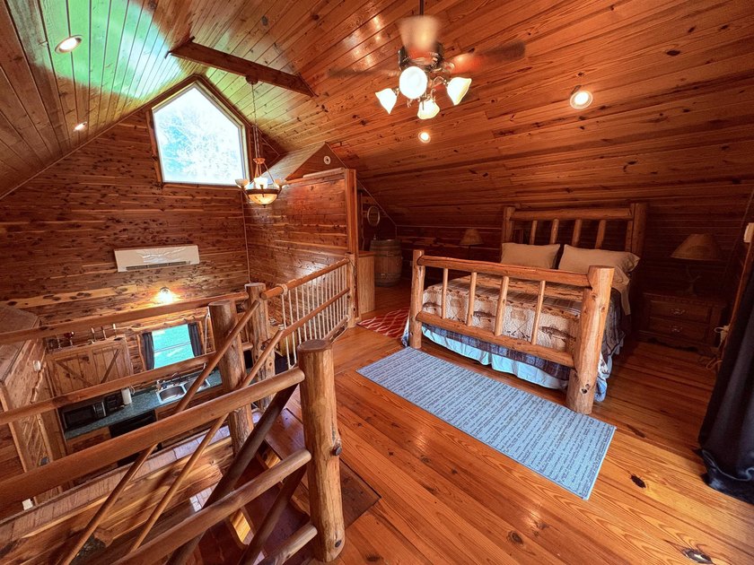 Wake up to breathtaking views of the crystal-clear world famous - photo 32