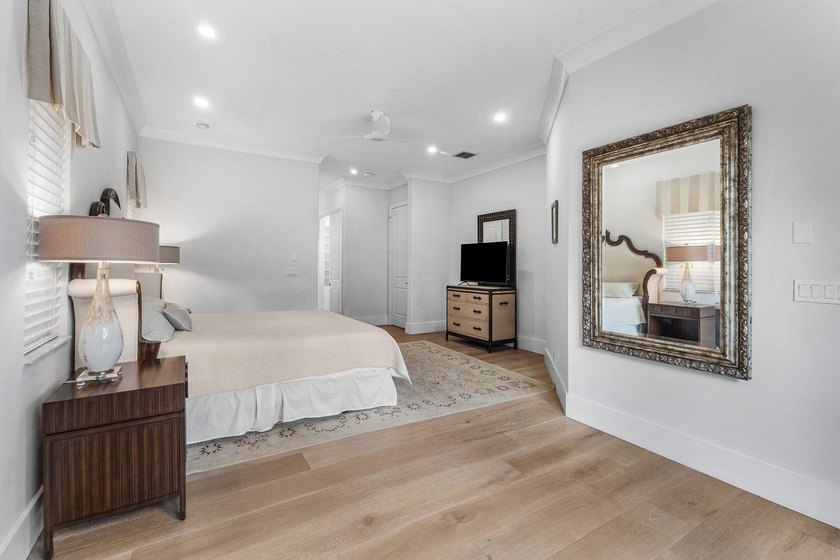 Situated on nearly 2 acres in the gated golf and equestrian - photo 24