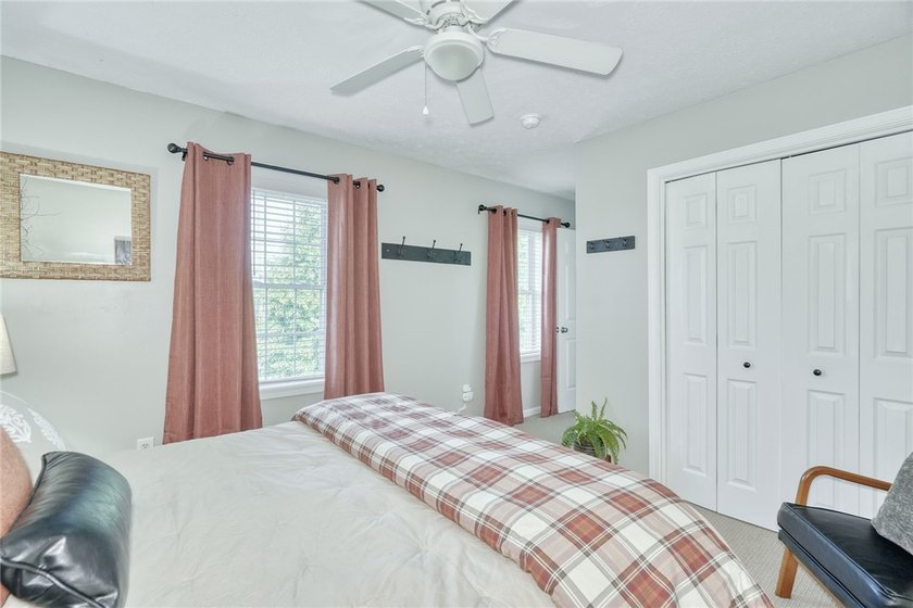 STYLE. SPACE. SERIOUS ENTERTAINING... inside &amp; out! This isn't a - photo 25