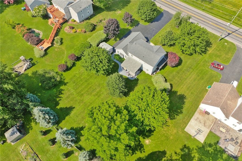 STYLE. SPACE. SERIOUS ENTERTAINING... inside &amp; out! This isn't a - photo 45