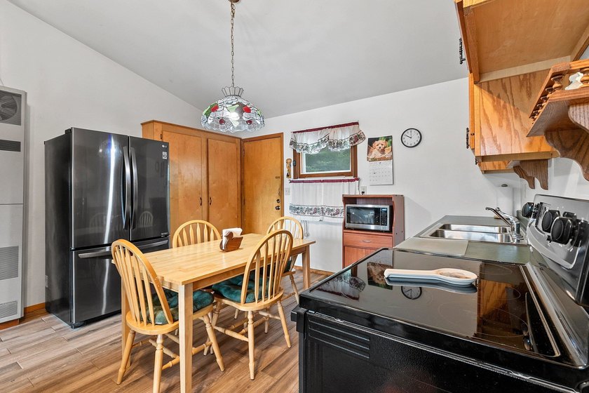 Welcome to your waterfront escape on scenic Lee Lake! Enjoy 238 - photo 11