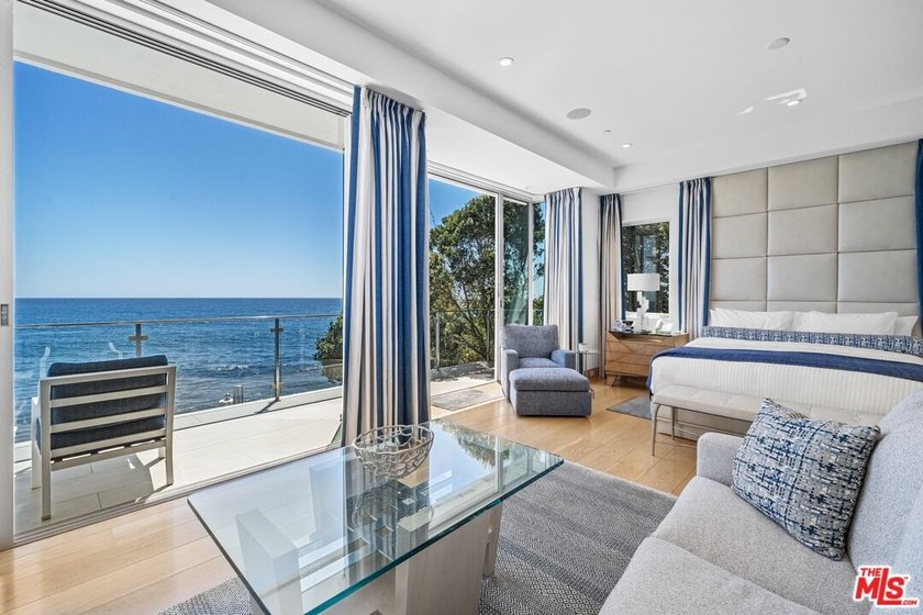The Glass HouseMalibu. Set against the stunning backdrop of - photo 22