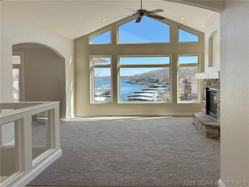 Lakefront living in a peaceful cove at the 26mm! Breathtaking - photo 7